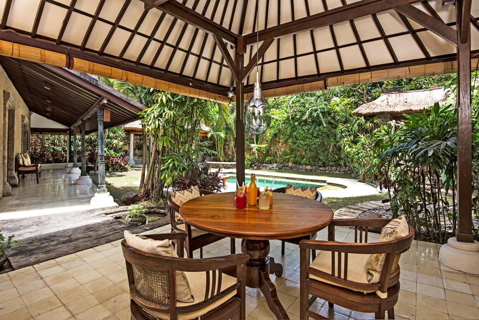 Villa Kubu Seminyak Exterior photo
